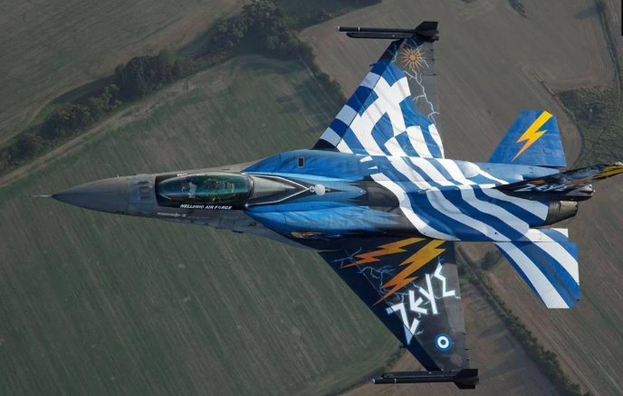 Ομάδα «ΖΕΥΣ» – Οι ατσάλινοι «θεοί» της Πολεμικής Αεροπορίας (βίντεο)